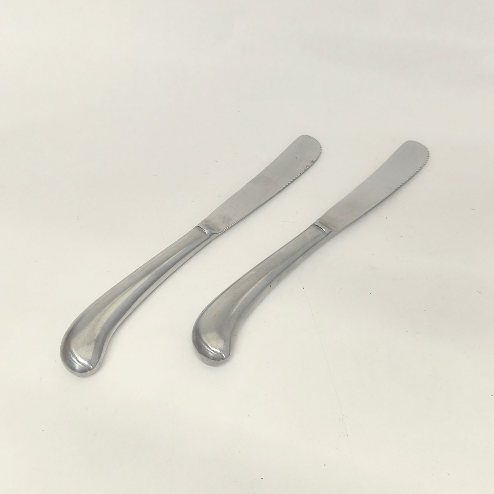 VINTAGE | Stainless Steel Pistol Grip Handle Butter Knives Set Of 2 9.25"